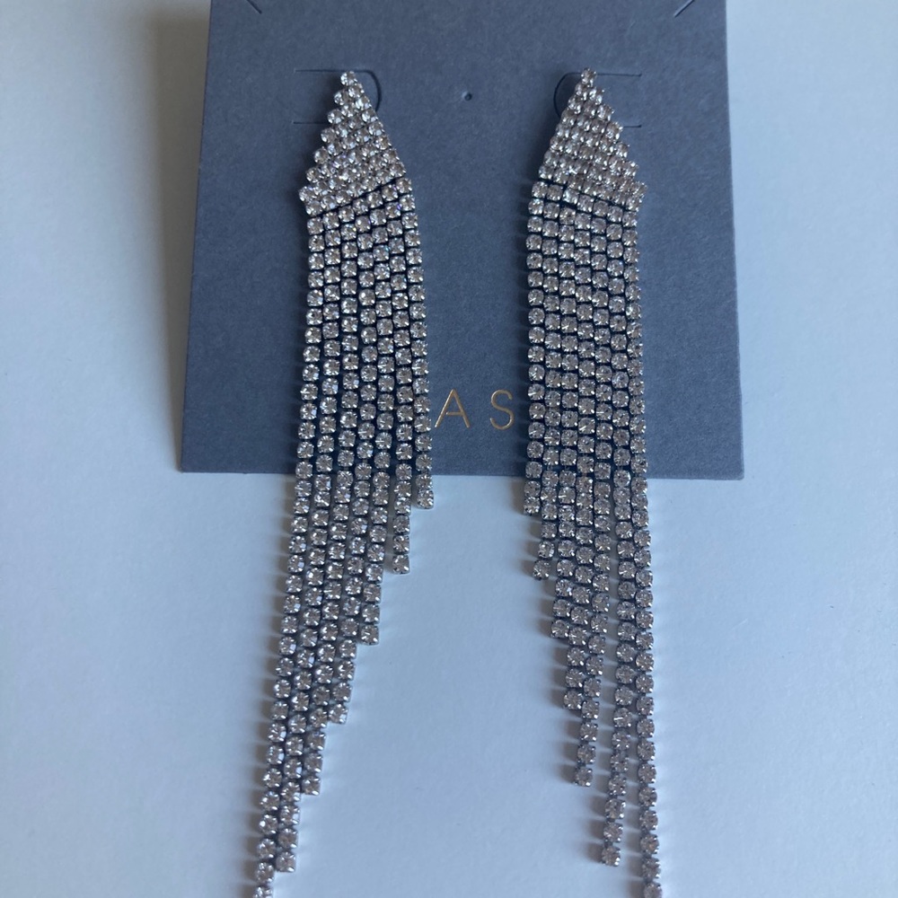 SHASHI Venue Earrings from Revolve
